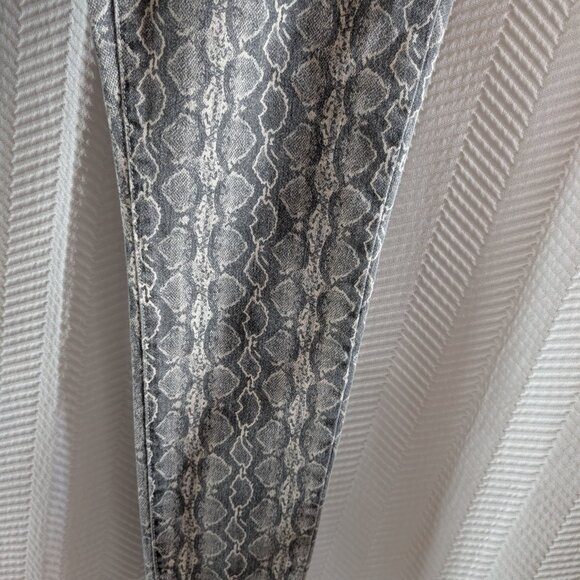 Blank NYC Reade Crop Snakeskin Skinny Jean Size 30 Python grey white Rock Grunge - Picture 9 of 12